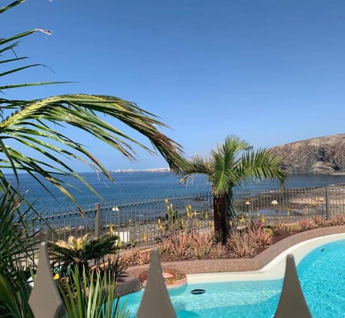 Apartament Bahia - 2 Bedroom Seafront